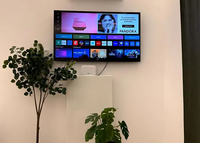 Cortina North New Luxury Apartment With Parking- Self Check In